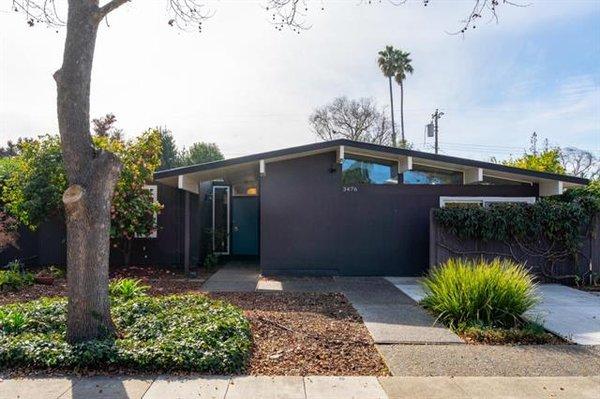 An Eichler Monique Anton sold in Palo Alto