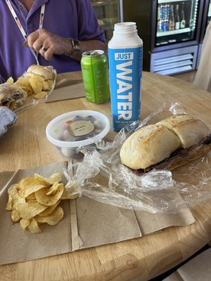 Deli Anchor sandwich with chips