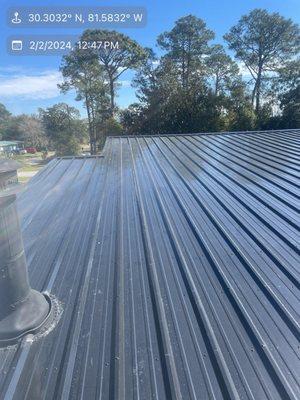 We facilitate metal roofs as well!