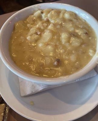 Cheesy Potato Bacon soup... good hearty soup