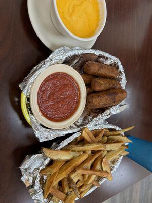 Cheese sticks and cheese fries