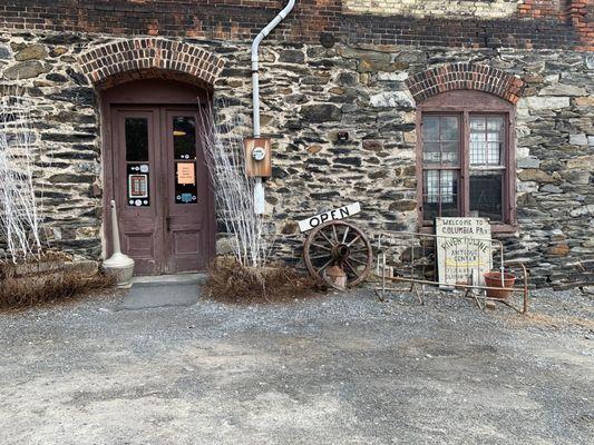 Columbia rivertown antiques  Very pricy, bring your check book, 2 levels, kinda hard to find on google maps