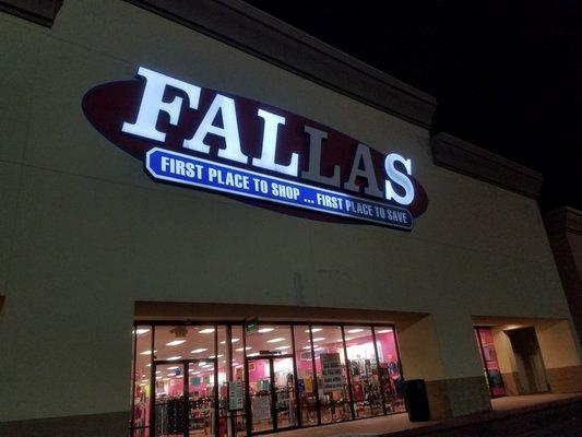 Are you into the ladies or are you more into fallas