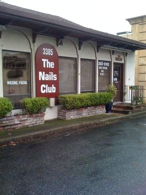 The Nails Club