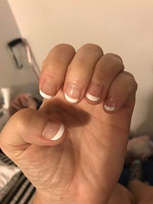 Mani French nails