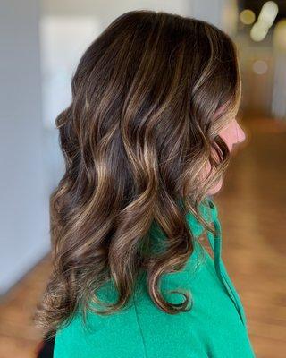 Brunette with lived in highlights and lowlights