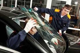 Auto Glass Repair and Replacement in Maywood, CA!!