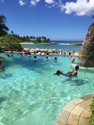 Infinity pool