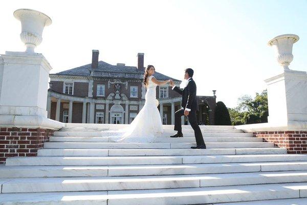 One of our beautiful couples at NYIT de Seversky Mansion  Shot by: Paul Petronella & Enid Alvarez