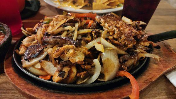 Combination fajitas