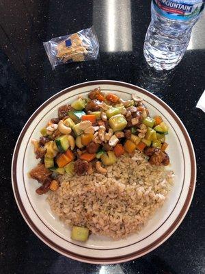 Cashew chicken- lunch size