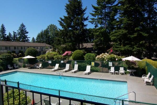 Peaceful Park-like Setting in the Heart of Federal Way.