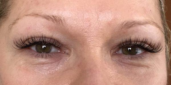 Volume lashes