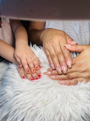 Mom and daughter hands