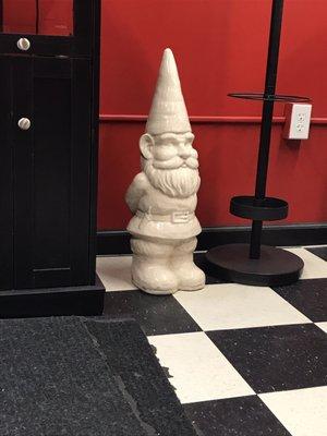 Lotta gnomes