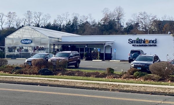 Smithland Pet & Garden Center-formerly Agway of North Haven