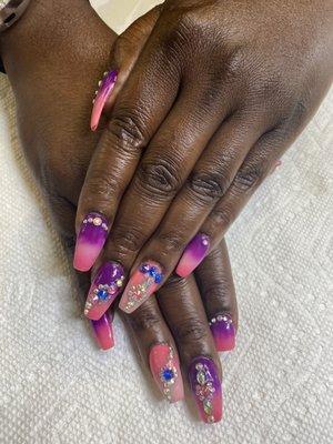 Ombré nail with design!