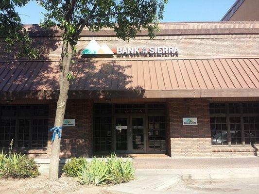 The Bank of the Sierra branch in Porterville on 90 N. Main St.