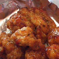 Buffalo wings and boneless wings