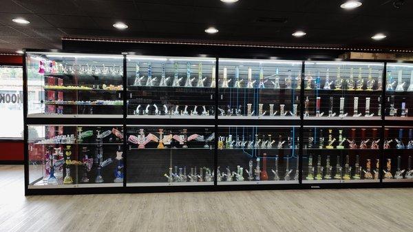 Hookahs, Water Glass Pipes & Accessories