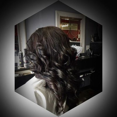 Marija Unisex Hair Salon