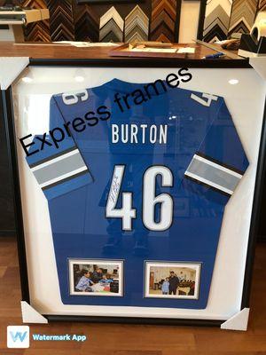 Frames Jersey with photographs