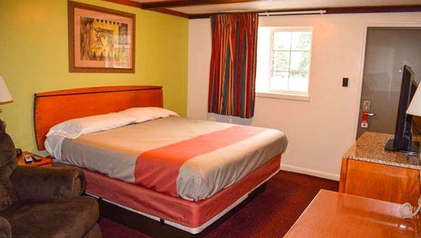 MH RelaxInnBloomsburg Bloomsburg PA Guestroom King