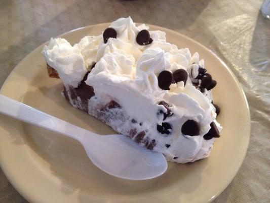 Chocolate Cream Pie with choco chips!