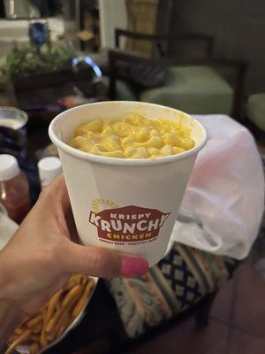 Large Mac-N-Cheese