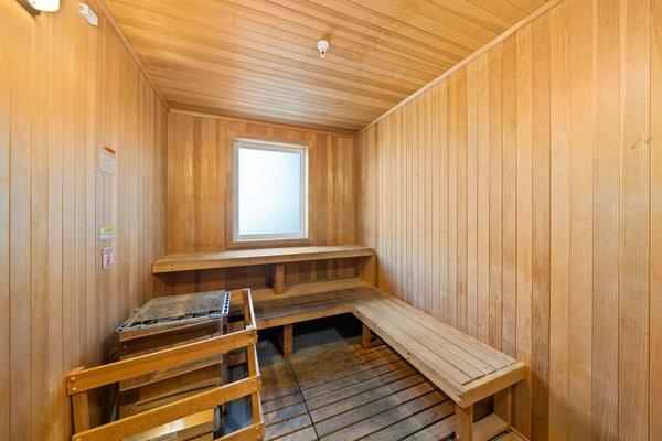 Antelope Ridge Apartments sauna