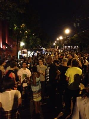 Crowds along the main drag, Walker St