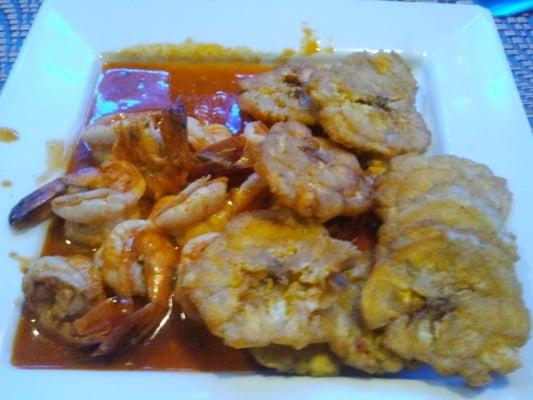 Garlic Shrimp with Fried Green Plantains