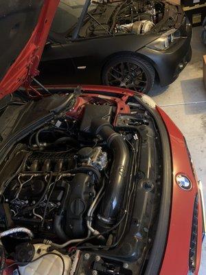 F30 n55 and e90 n54 single turbo on the workz!