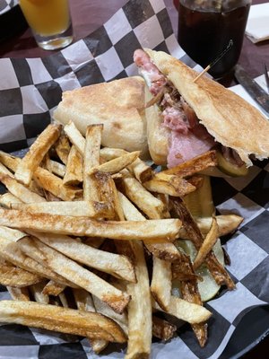 Special: Cubano with fries