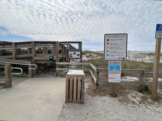 Entrance ramp to the beach