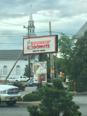 Wrentham Dunkin Donuts -- 29 Franklin Street / Route 140, Wrentham            Sign