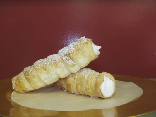 Cream horns