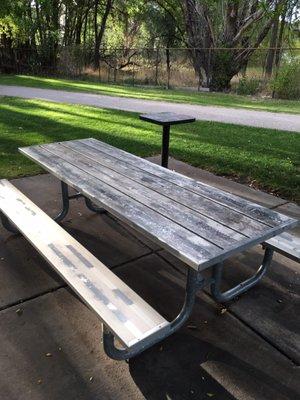 Picnic table and grill stand