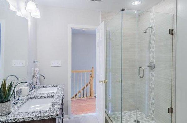 Baltimore Rental Property - Bathroom