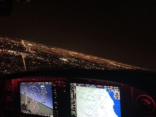 Night training on a Cirrus SR20