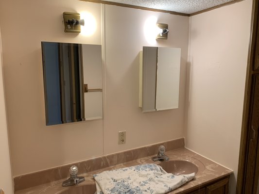 Renovation bathroom painted Light color peach