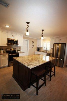 Kitchen remodeling project for our Client in Palm Harbor. Custom cabinets by Schlabach Wood Design and granite countertops