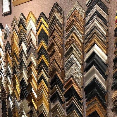 Extensive framing showroom