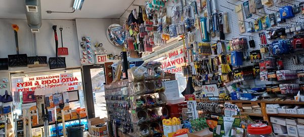 Interior shot of a very traditional hardware store. My kinda place.