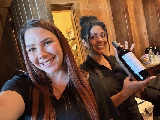 We have happy staff! Meet Jessi & Tonya