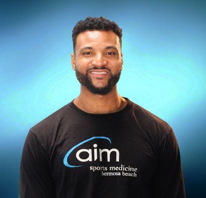 Former athlete turned practitioner. Dr. Rob specializes in treating and preventing sports injuries.