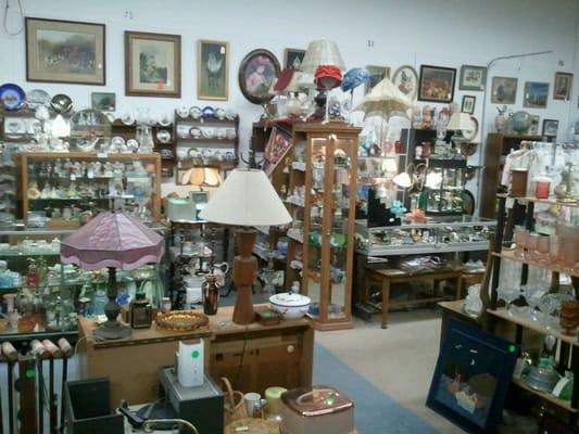 Inside Auntie's Antique Mall