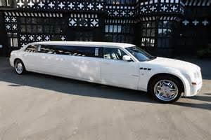 awesome stretch limos as knoxlimos.com