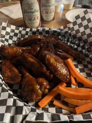 Dry rub wings with barbecue sauce