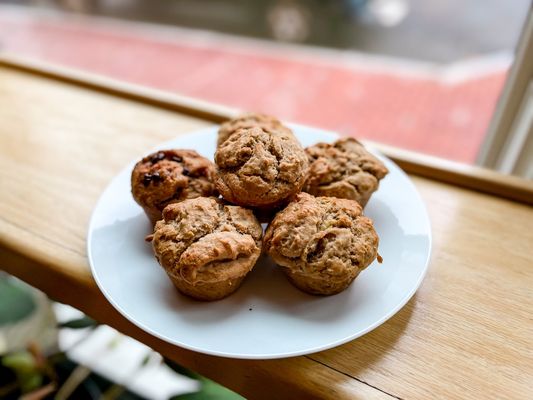 Gluten free and vegan -- banana bread muffins